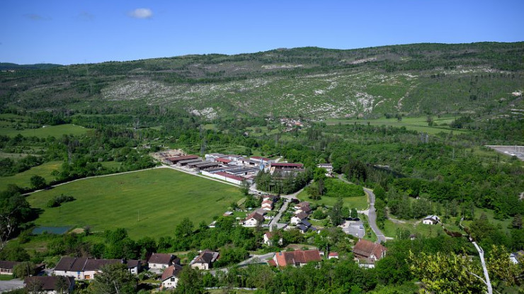 Vue de la commune de Lect et des environs