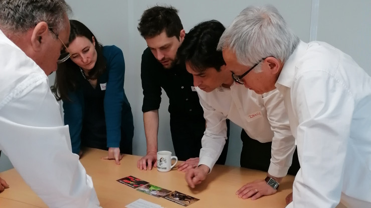 Des cadres supérieurs réunis à Lyon pour suivre l'atelier 1 du parcours, sur les enjeux des 3 crises